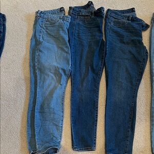 GAP Light and Dark Blue Jeans Set